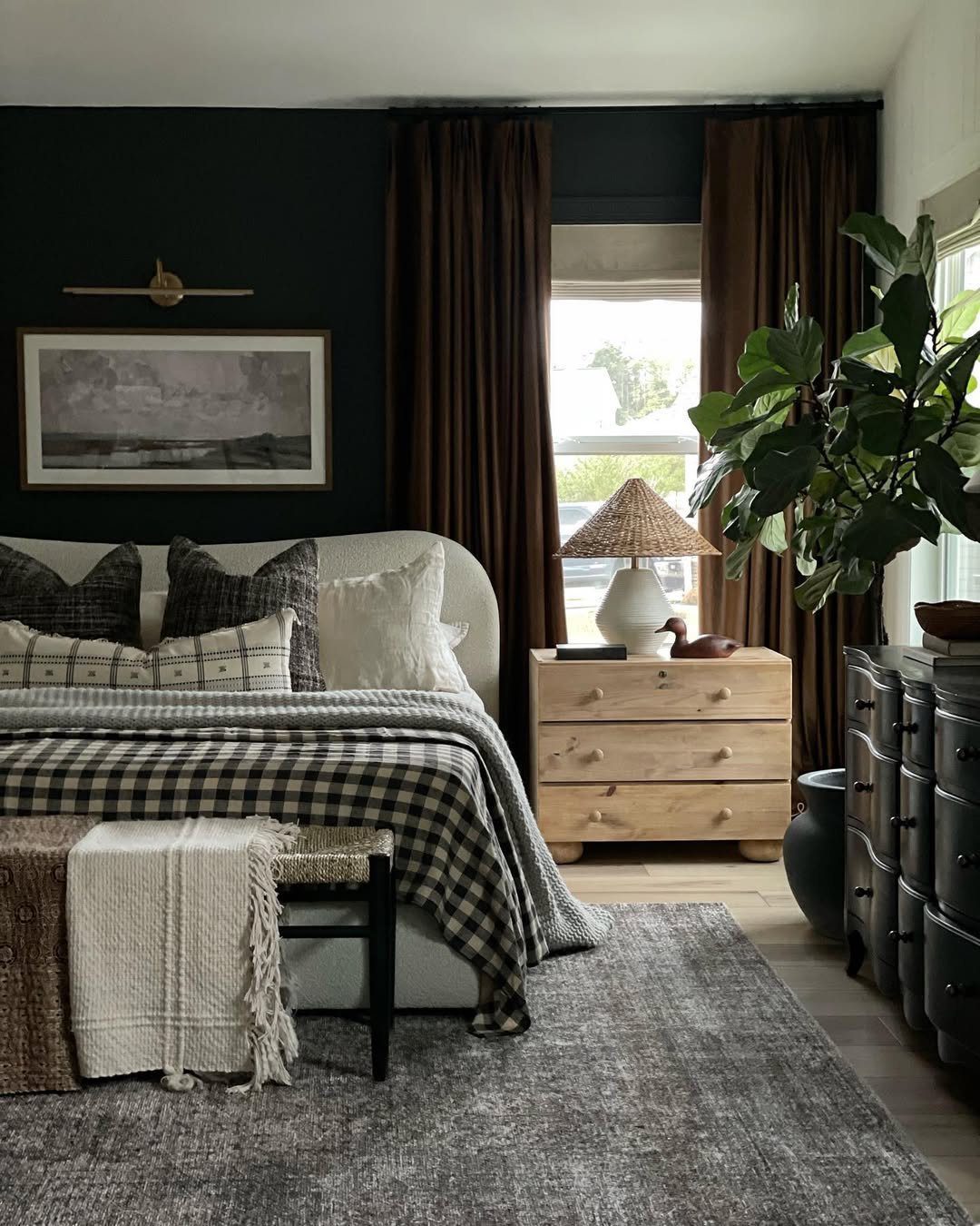What is Dark Academia Interior Design