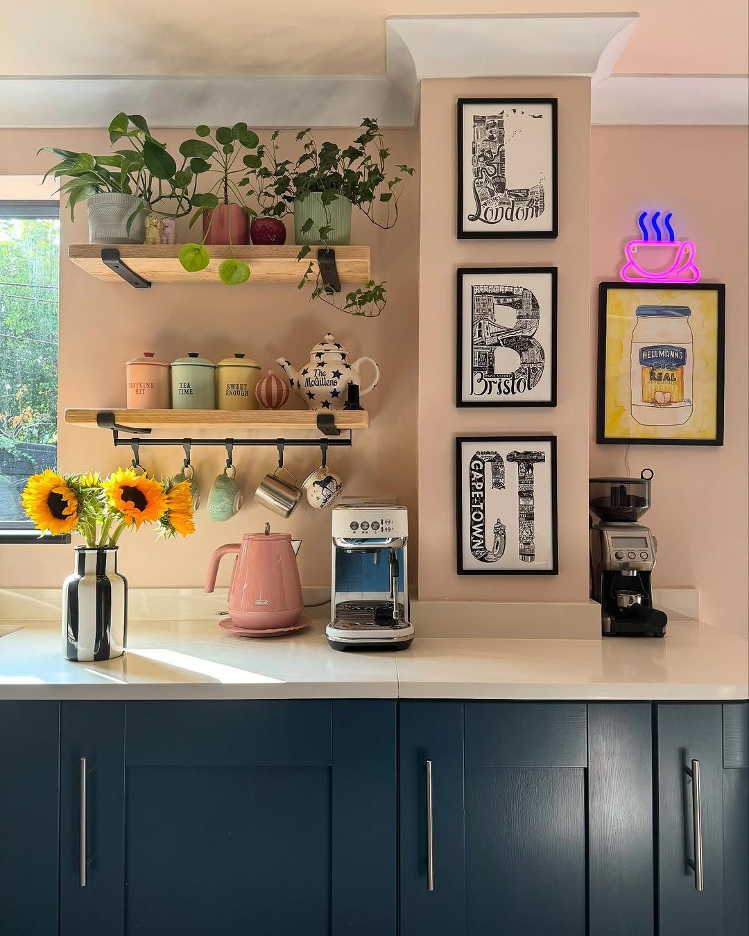 Tips to Style Kitchen Counters, According to Interior Design Experts
