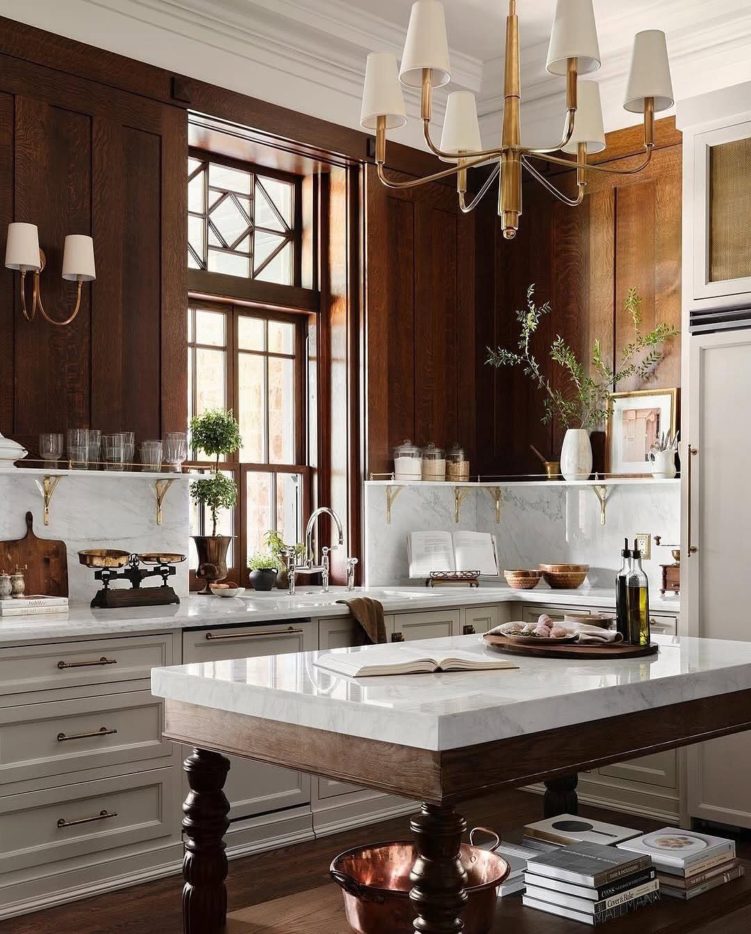 Tips to Style Kitchen Counters, According to Interior Design Experts