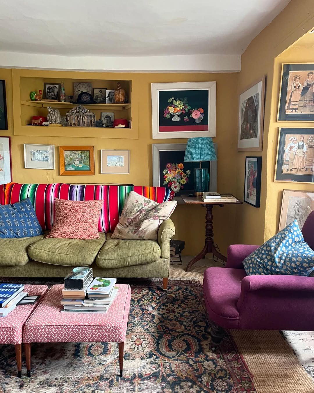 Shocking Paint Colors That Transform Tiny Living Rooms 8 Here Are the 12 Best Paint Colors For Small Living Room According To Experts