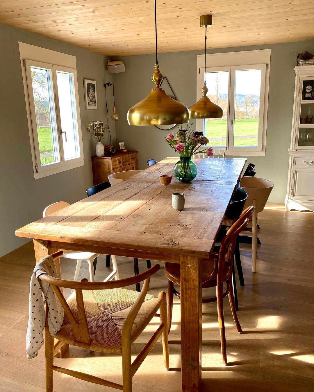 Stunning Sun-Soaked Dining Rooms for 2025! 13 Rustic Elegance And Sunlit Fusion