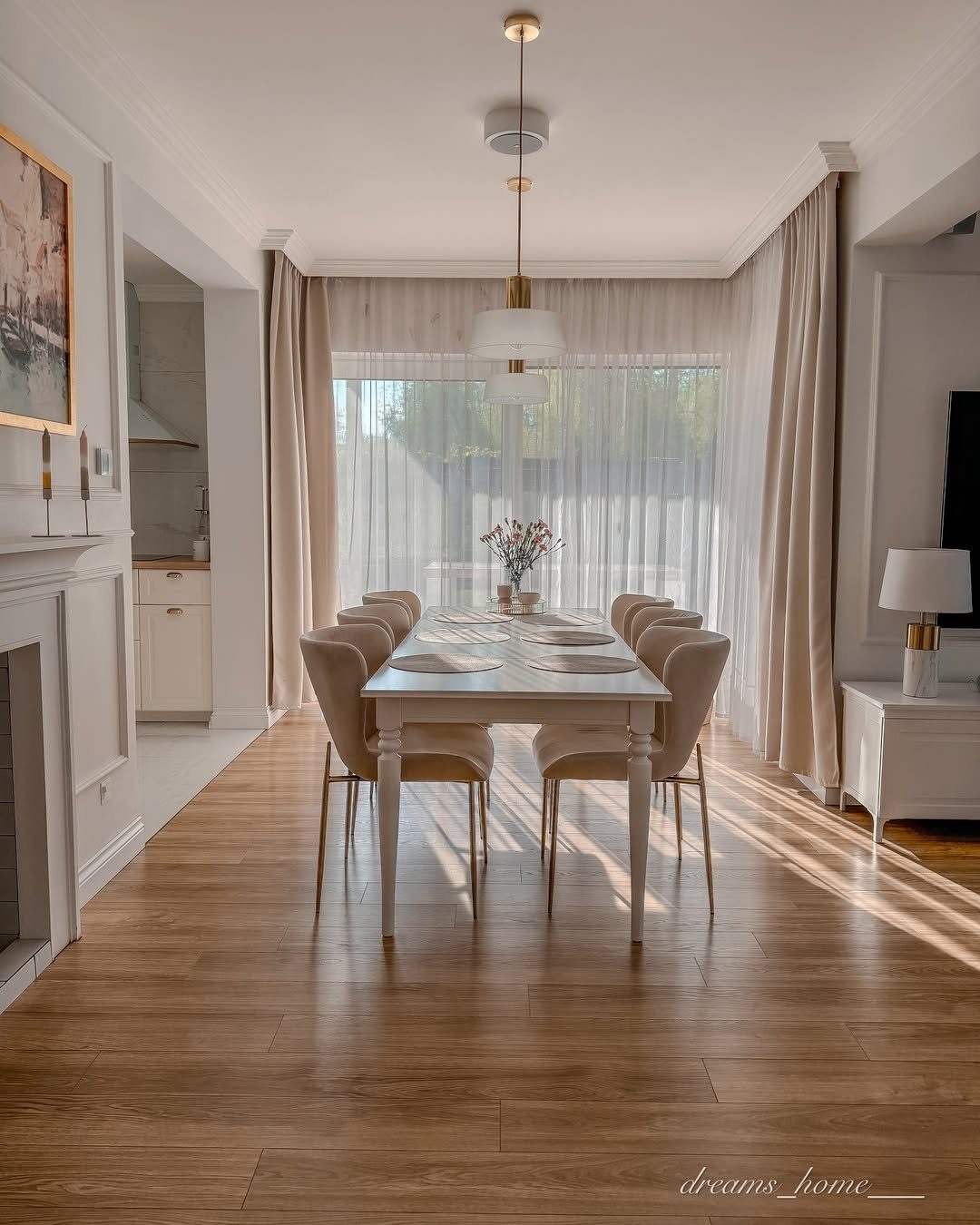 Stunning Sun-Soaked Dining Rooms for 2025! 25 Elegant Dining Space With Soft Neutrals