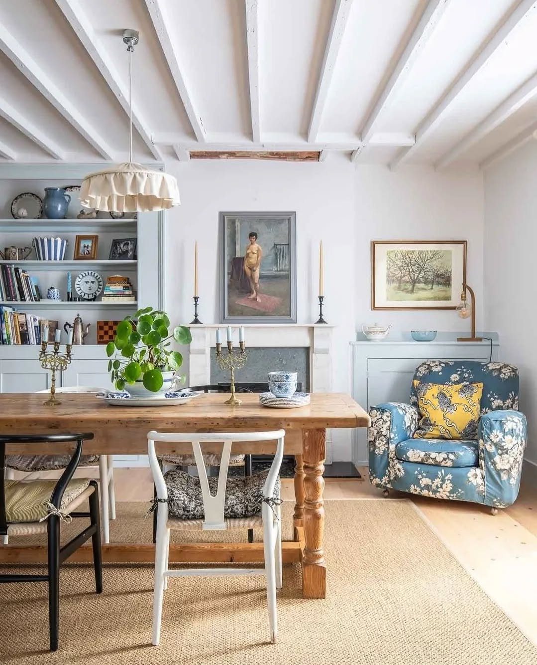 Victorian Dining Rooms That Will Stun You in 2025 11 Rustic Farmhouse Charm With Eclectic Touches
