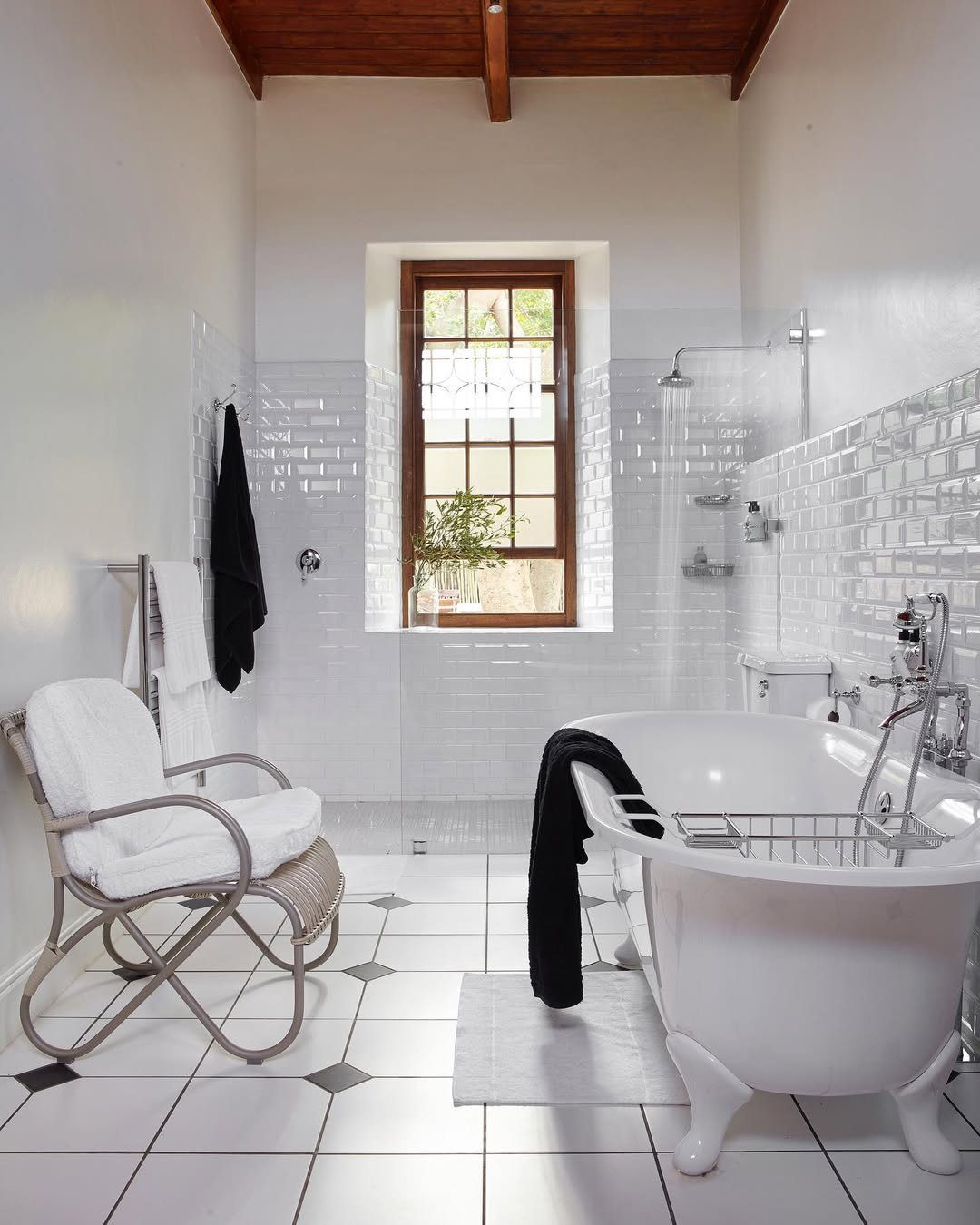Victorian Bathrooms That Will Make You Swoon in 2025 17 word image 44779 18