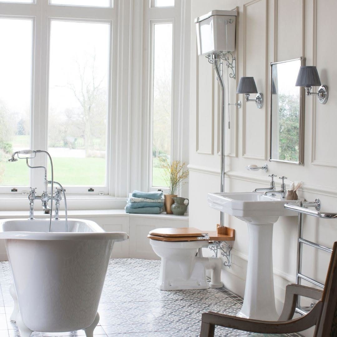 Victorian Bathrooms That Will Make You Swoon in 2025 25 Timeless Victorian Elegance With Classic Details