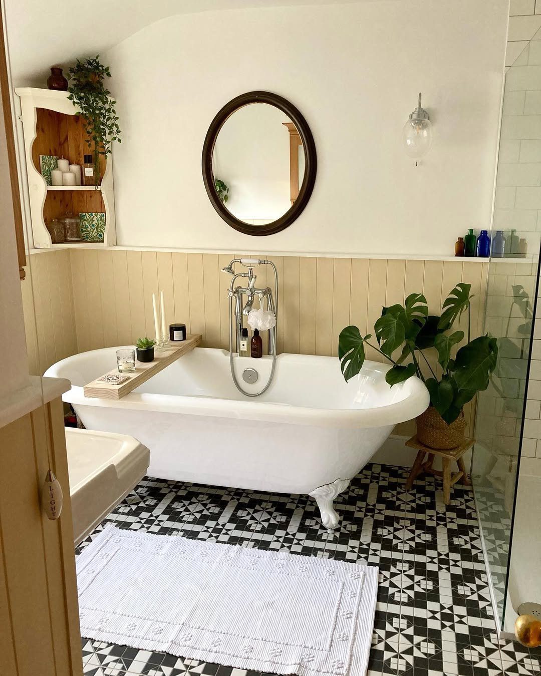 Victorian Bathrooms That Will Make You Swoon in 2025 2 Vintage Charm With A Bold Victorian Floor