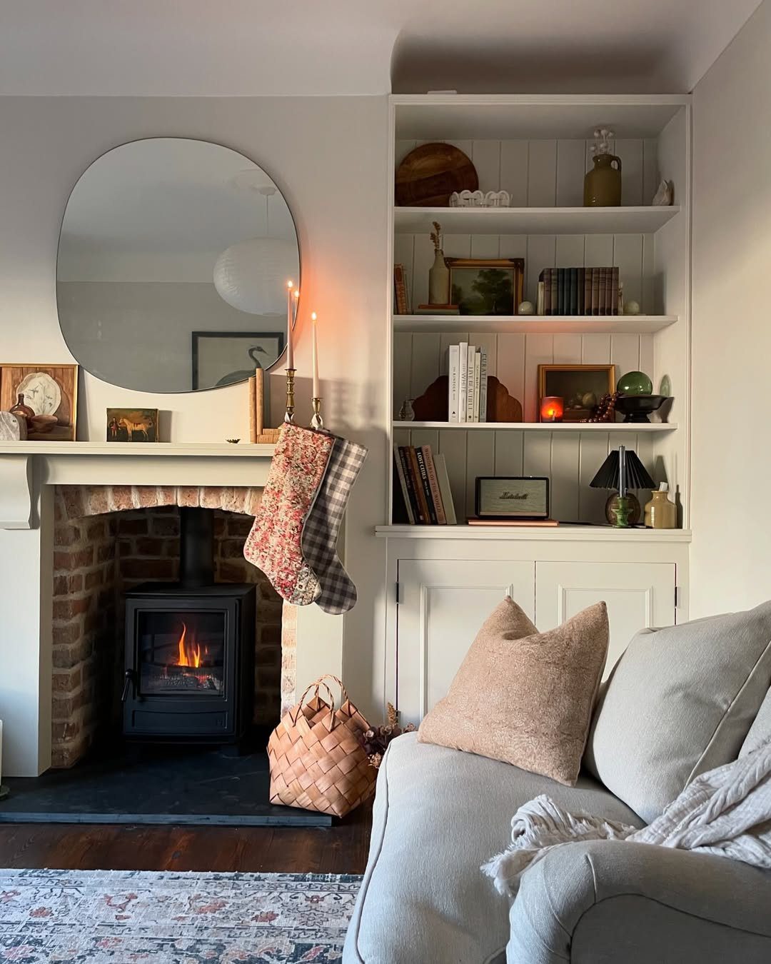 30 Stunning Victorian Living Room Ideas for 2025! 22 word image 44780 23