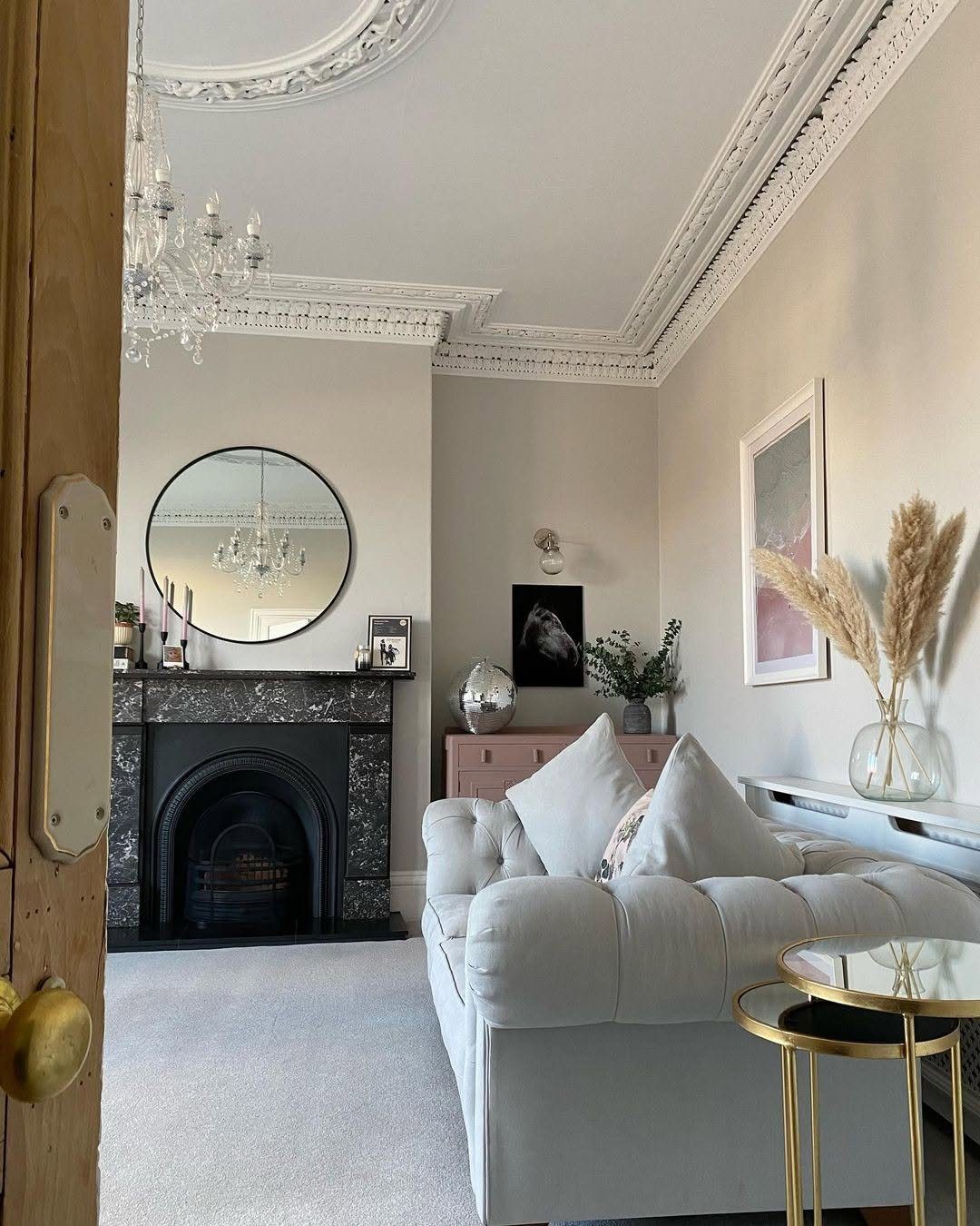 30 Stunning Victorian Living Room Ideas for 2025! 25 word image 44780 26