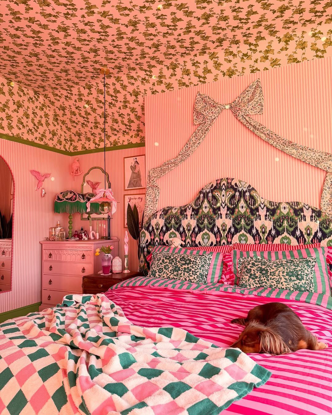20 Jaw-Dropping Maximalist Bedrooms to Try in 2025! 4 Whimsical Patterns And Bold Colors