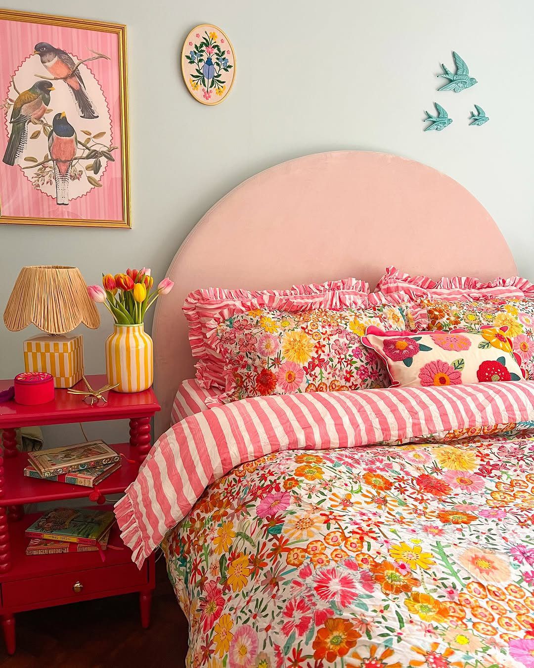 20 Jaw-Dropping Maximalist Bedrooms to Try in 2025! 8 Floral Fantasy With A Playful Twist