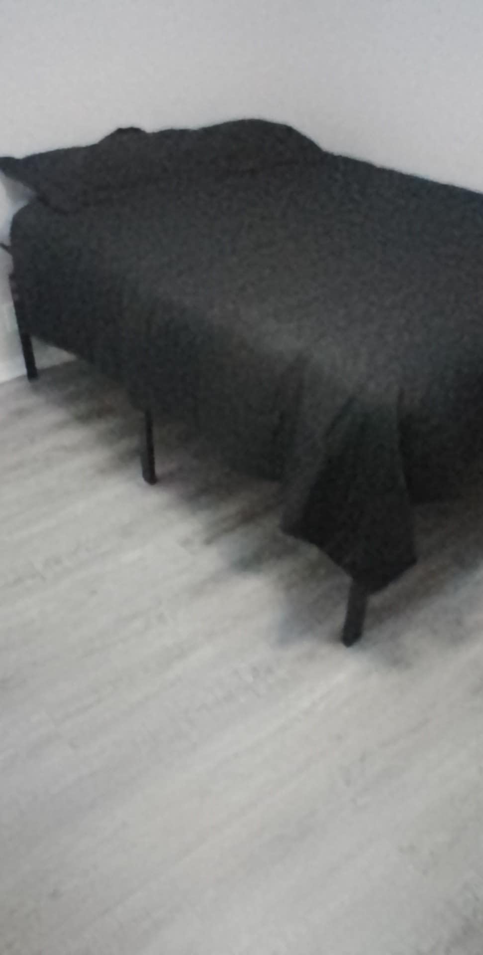 Amazon Basics Sturdy Heavy-Duty Non-Slip Platform Bed Frame King Size Storage, Steel Slat Support, Noise Free, Easy Assembly, 14 Inch Black Customer Review Amazon Basics Sturdy Heavy-Duty Non-Slip Platform Bed Frame King Size Storage, Steel Slat Support, Noise Free, Easy Assembly, 14 Inch Black - Customer Photo 1