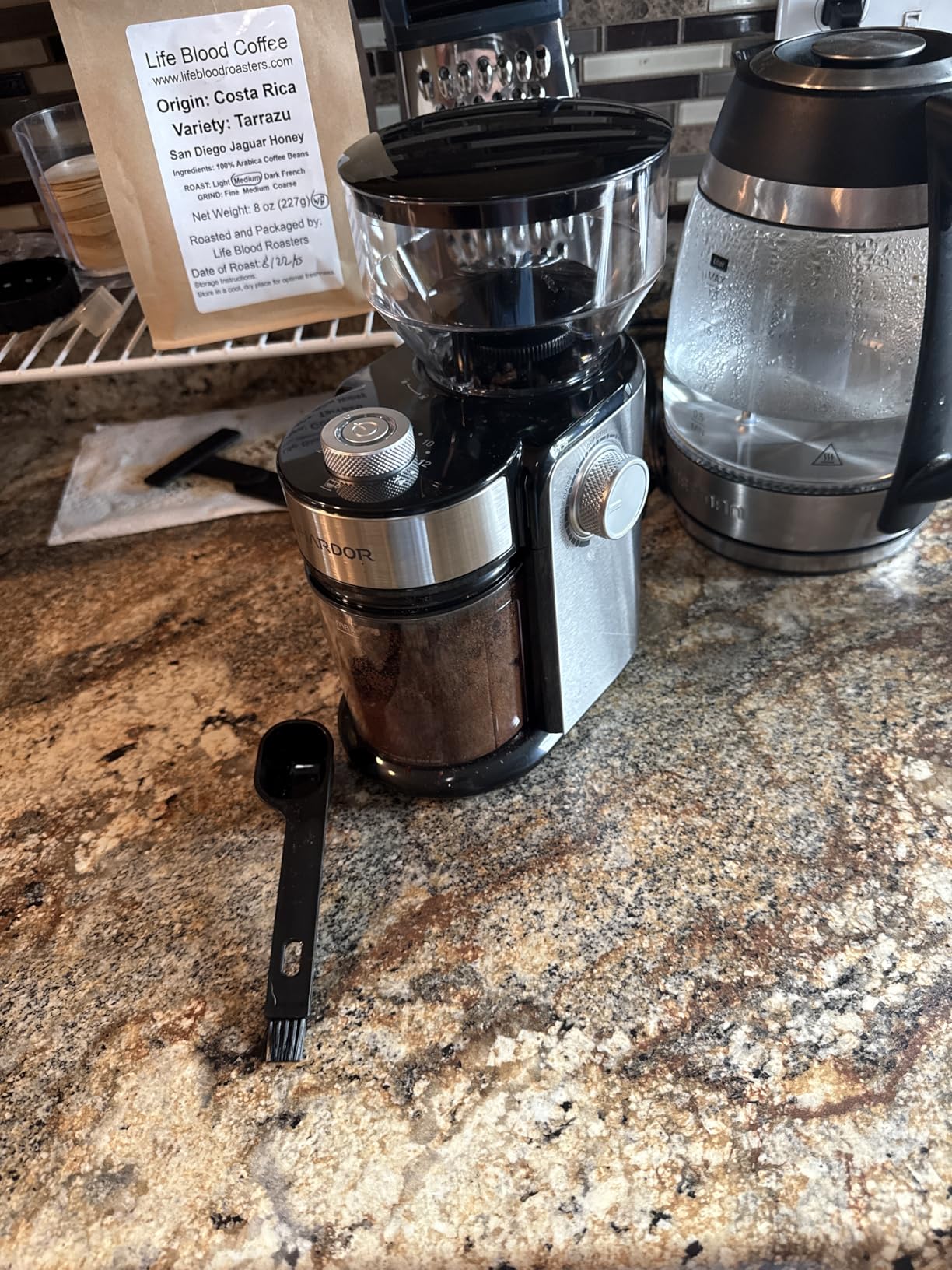 SHARDOR Electric Burr Coffee Grinder 2.0, Adjustable Burr Mill with 16 Precise Grind Settings Customer Review SHARDOR Electric Burr Coffee Grinder 2.0, Adjustable Burr Mill with 16 Precise Grind Settings - Customer Photo 1