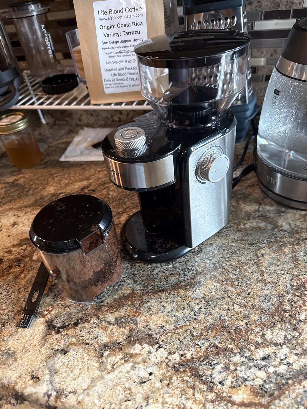 SHARDOR Electric Burr Coffee Grinder 2.0, Adjustable Burr Mill with 16 Precise Grind Settings Customer Review SHARDOR Electric Burr Coffee Grinder 2.0, Adjustable Burr Mill with 16 Precise Grind Settings - Customer Photo 2