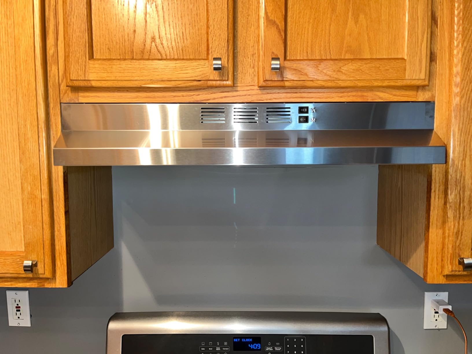 FIREGAS 30 inch Range Hood Under Cabinet, Ducted/Ductless Convertible Stainless Steel Kitchen Range Hood with Rocker Button Control, 2 Speed Exhaust Fan, 300 CFM Aluminum Filter Included - Customer Photo 1