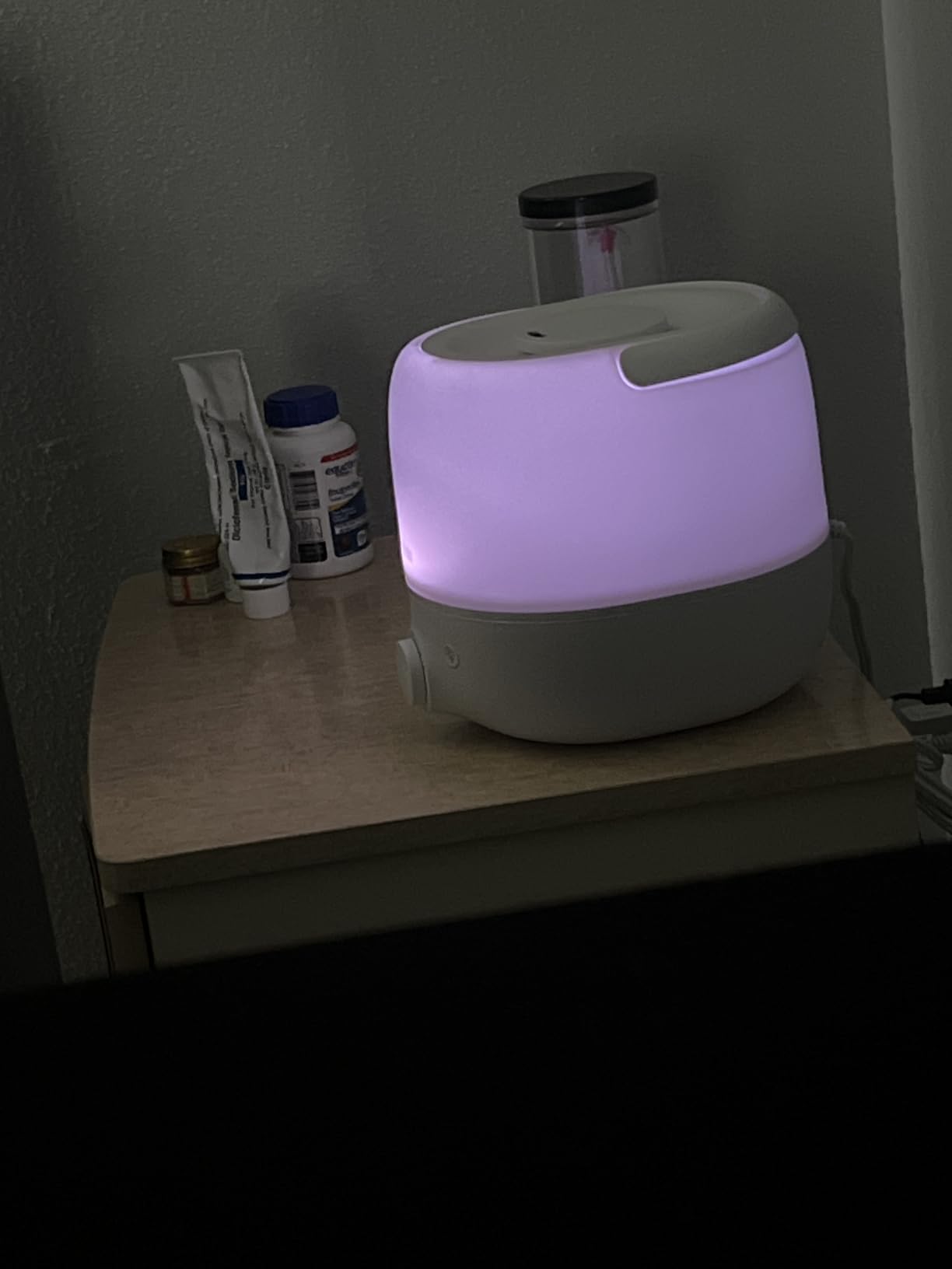 Frida Baby 3-in-1 Cool Mist Humidifier for Large Rooms, Top Fill Humidifier for Bedroom, Allergy Relief, 60 Hour Runtime + Nightlight, Auto Shut-Off, Quiet, Carry Handle, Essential Oil Diffuser Customer Review Frida Baby 3-in-1 Cool Mist Humidifier for Large Rooms, Top Fill Humidifier for Bedroom, Allergy Relief, 60 Hour Runtime + Nightlight, Auto Shut-Off, Quiet, Carry Handle, Essential Oil Diffuser - Customer Photo 1