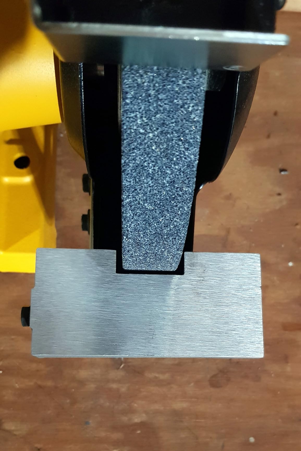 DEWALT DW758 8-Inch Bench Grinder Customer Review DEWALT DW758 8-Inch Bench Grinder - Customer Photo 1