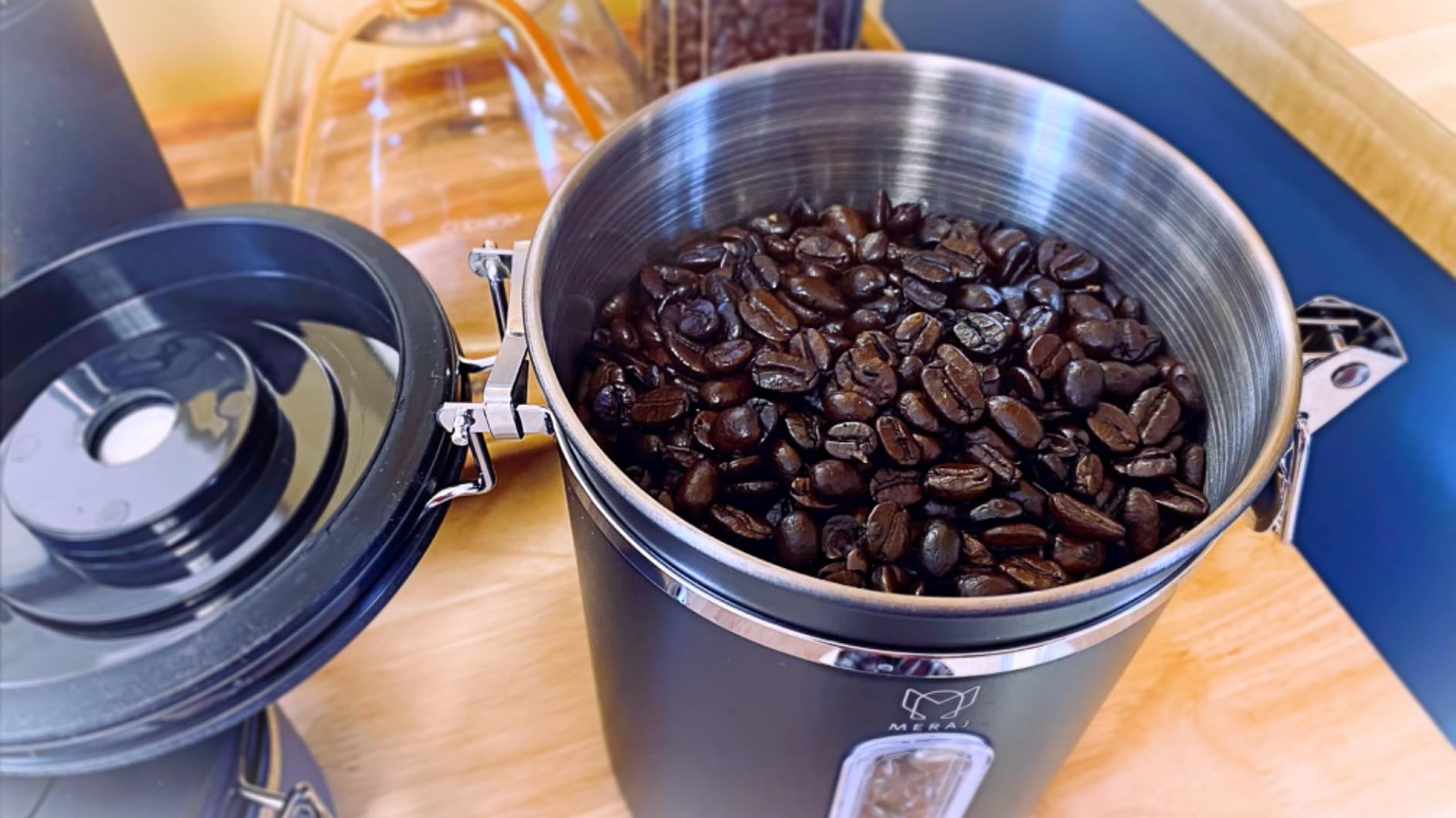 Chemex Pour-Over Glass Coffeemaker - Classic Series - 8-Cup - Exclusive Packaging Customer Review Chemex Pour-Over Glass Coffeemaker - Classic Series - 8-Cup - Exclusive Packaging - Customer Photo 1