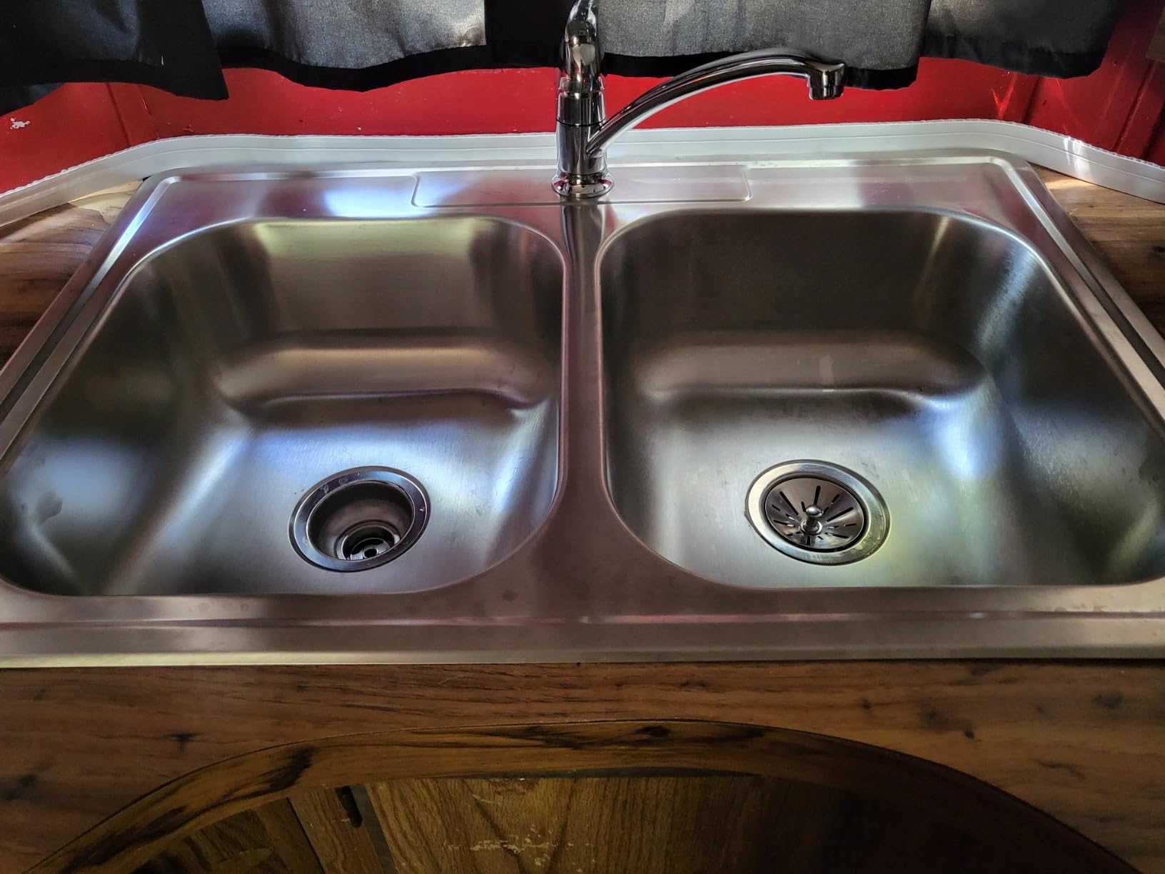 Moen Chateau Chrome One-Handle Single Hole Low Arc Standard Kitchen Faucet, 7423 Customer Review Moen Chateau Chrome One-Handle Single Hole Low Arc Standard Kitchen Faucet, 7423 - Customer Photo 1