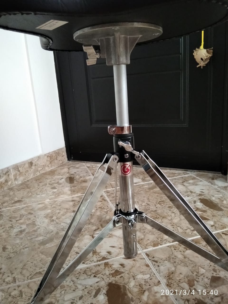Gibraltar Drum Throne, Black, Heavy (6608) Customer Review Gibraltar Drum Throne, Black, Heavy (6608) - Customer Photo 1