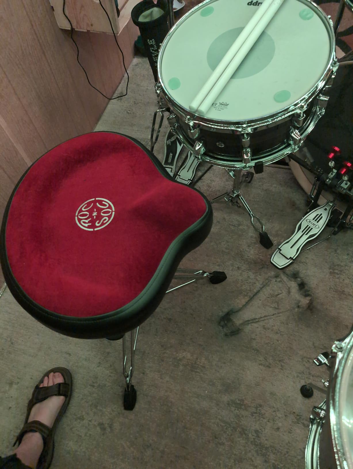 Nitro Gas Drum Throne with Original Saddle, Black Customer Review Nitro Gas Drum Throne with Original Saddle, Black - Customer Photo 1