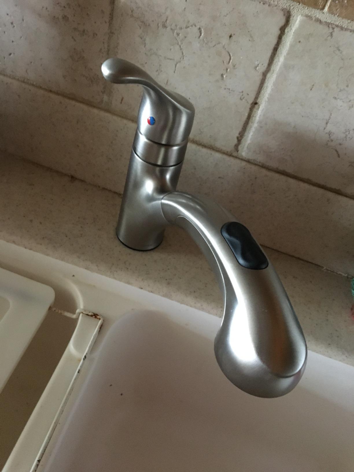 Moen Renzo Spot Resist Stainless One-Handle Pullout Kitchen or Laundry Faucet Featuring Power Clean Customer Review Moen Renzo Spot Resist Stainless One-Handle Pullout Kitchen or Laundry Faucet Featuring Power Clean - Customer Photo 1