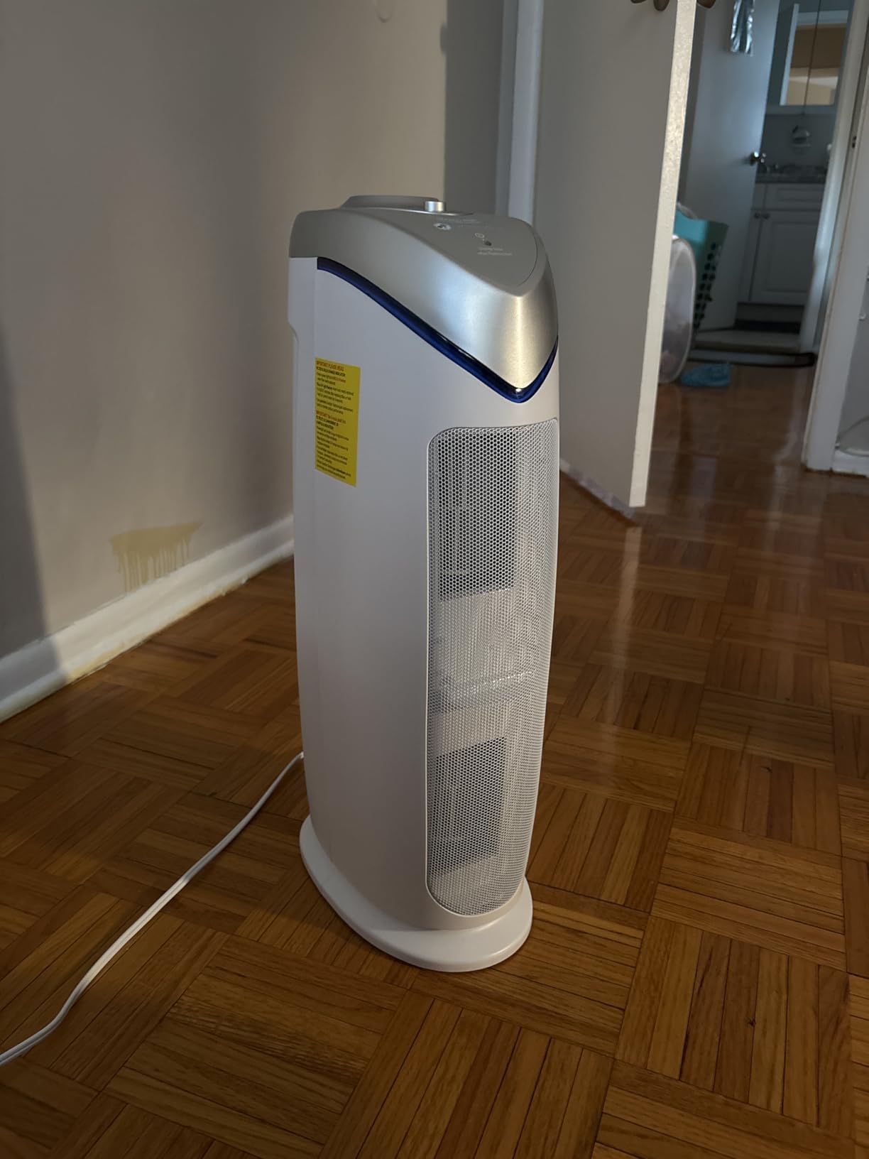 GermGuardian 4-In-1 HEPA Air Purifier for HomeLarge Rooms Up To 743 Sq. Ft. with HEPA Air FilterUV-C Light & Odor ReductionAC4825E22