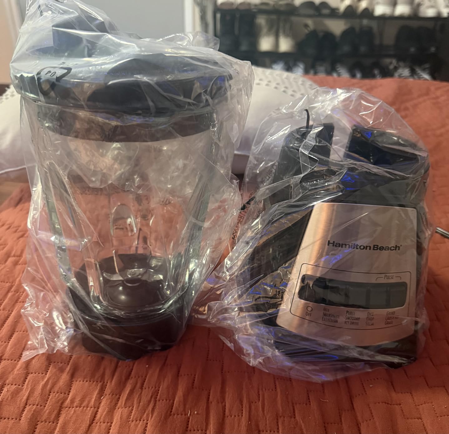 Hamilton Beach Power Elite Wave Action Blender For Smoothies, 40 Oz Glass Jar, 12 Functions Including Puree, Crush Ice, 700 Watts - Black (58148A) Customer Review Hamilton Beach Power Elite Wave Action Blender For Smoothies, 40 Oz Glass Jar, 12 Functions Including Puree, Crush Ice, 700 Watts - Black (58148A) - Customer Photo 1