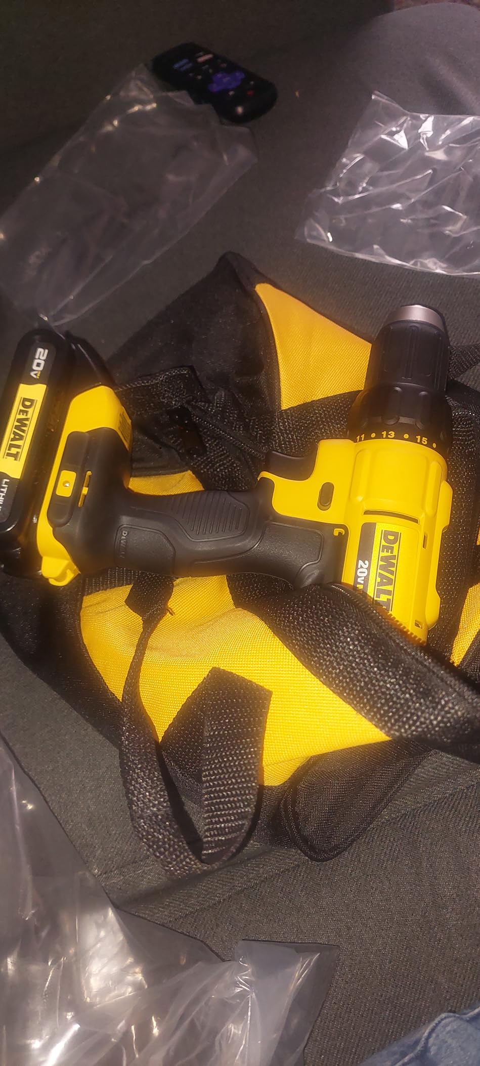 DEWALT 20V Max Cordless Drill/Driver Kit, 2 Batteries and Charger Included (DCD771C2) - Customer Photo 1