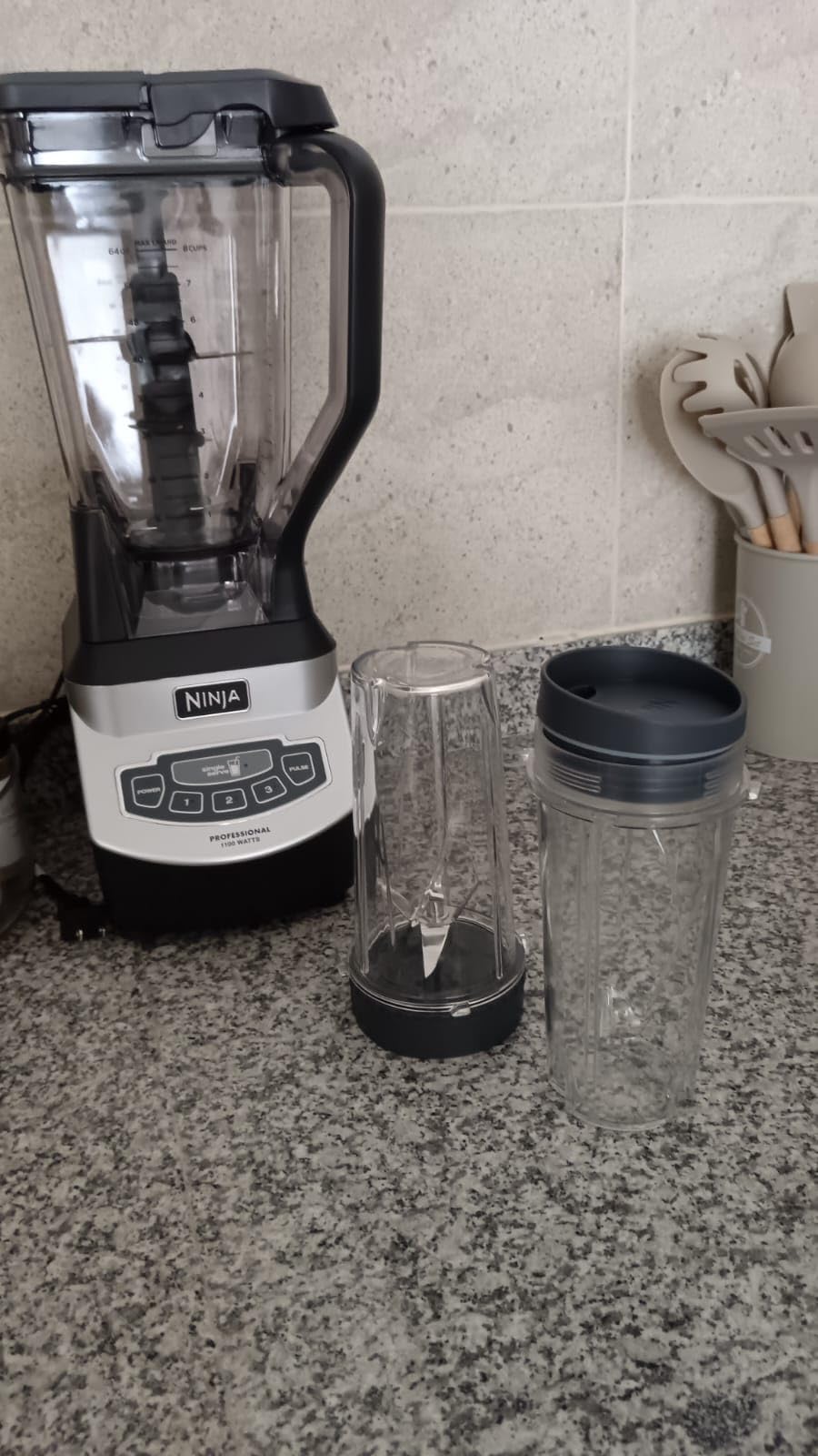 Ninja Professional Blender 1000W, Total Crushing Technology- Smoothies, Ice Crushing & Frozen Fruit, Full-Size Countertop Blender, 72-oz. Pitcher, Black & Grey, BL610 Customer Review Ninja Professional Blender 1000W, Total Crushing Technology- Smoothies, Ice Crushing & Frozen Fruit, Full-Size Countertop Blender, 72-oz. Pitcher, Black & Grey, BL610 - Customer Photo 1