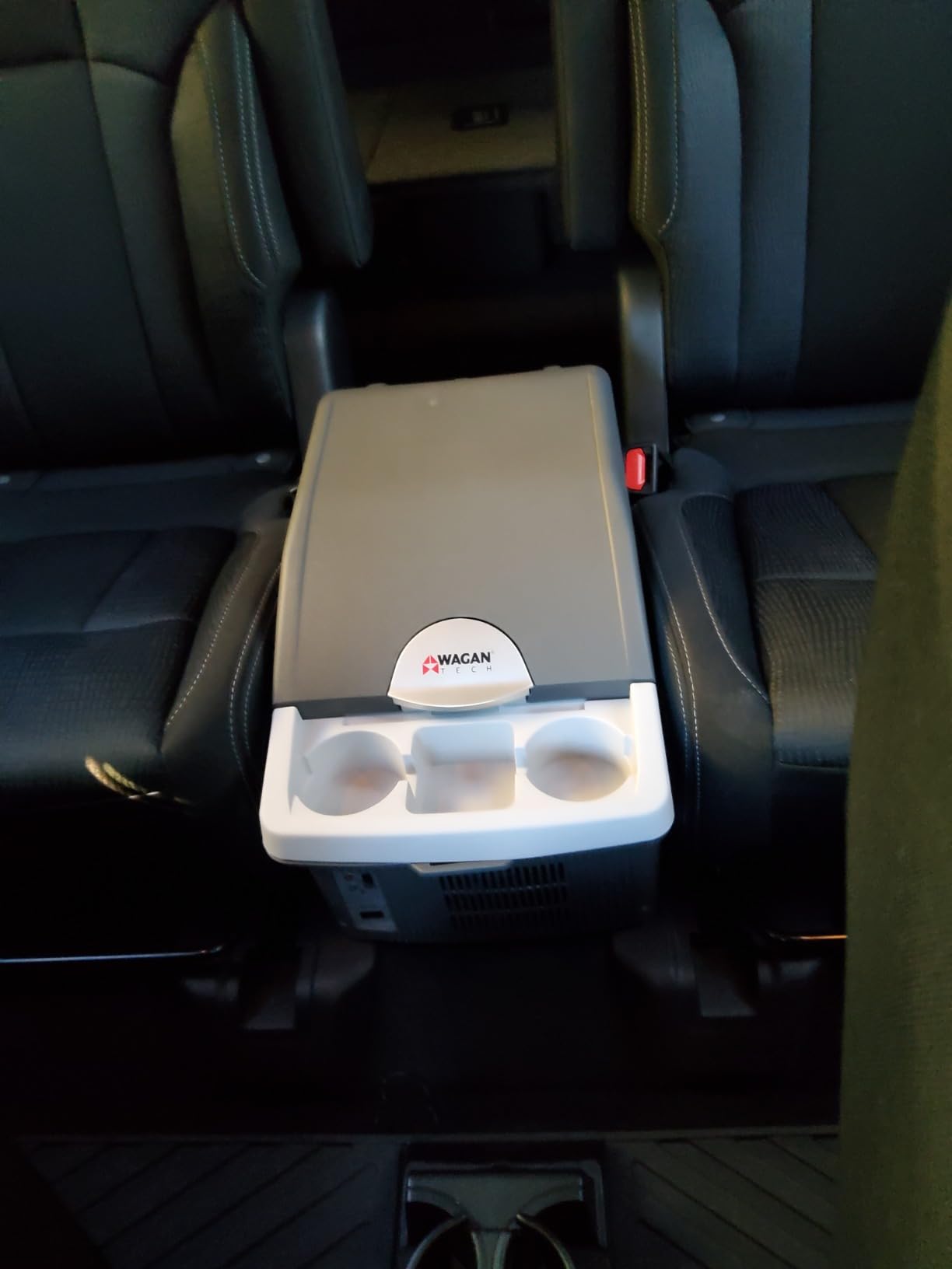 Wagan EL6214 Personal Thermoelectric Cooler/Warmer, 14 Liter Capacity, Portable Electric Car Cooler with 12/24V DC, 12V Small Fridge for Car, RV, and Camping Use, UL Listed - Customer Photo 1