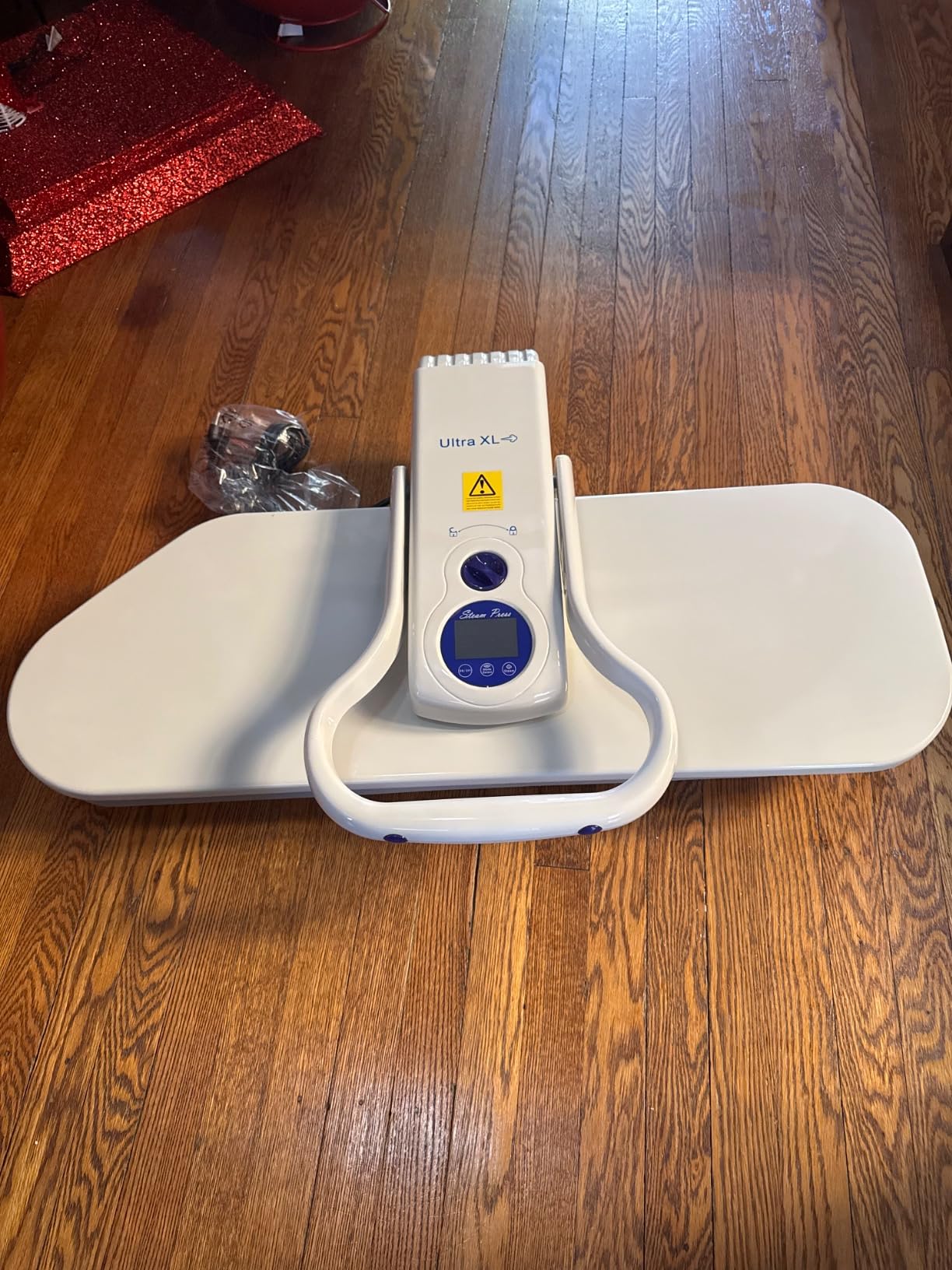 Oversize Pressing Iron/Steam Press with 100LBs. of Pressing Pressure Customer Review Oversize Pressing Iron/Steam Press with 100LBs. of Pressing Pressure - Customer Photo 1