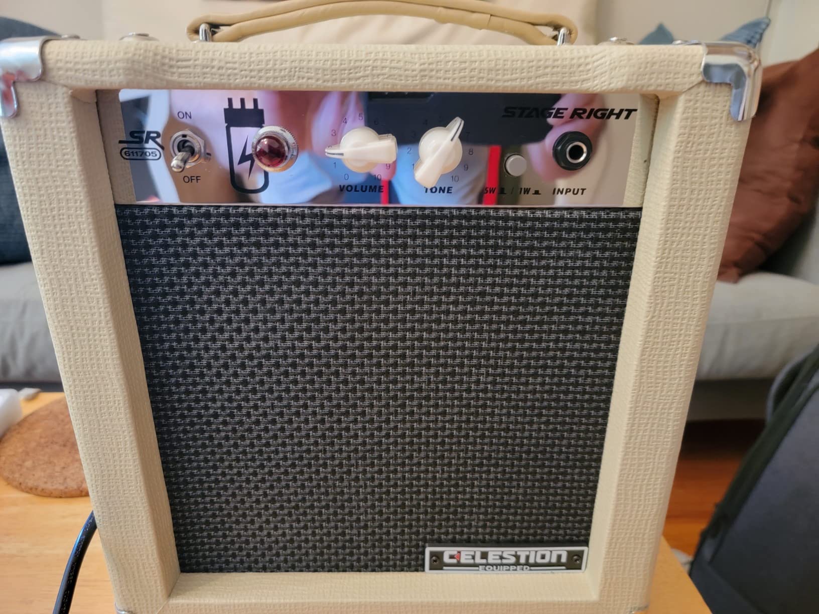 Monoprice 5-Watt, 1x8 Guitar Combo Tube Amplifier with Celestion Speaker - Stage Right Series Customer Review Monoprice 5-Watt, 1x8 Guitar Combo Tube Amplifier with Celestion Speaker - Stage Right Series - Customer Photo 2