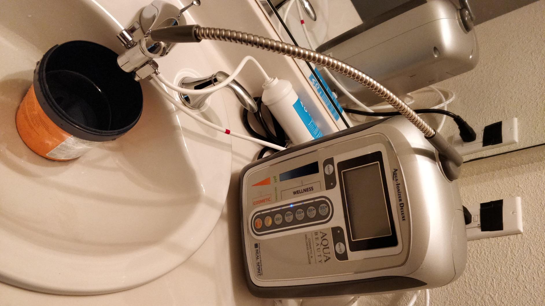 Aqua Ionizer Deluxe 5.0 | Water Ionizer | 7 Water Settings | Home Alkaline Water Filtration System | Produces pH 4.5-10.5 Alkaline Water | Up to -600mV ORP | 4000 Liters Per Filter Customer Review Aqua Ionizer Deluxe 5.0 | Water Ionizer | 7 Water Settings | Home Alkaline Water Filtration System | Produces pH 4.5-10.5 Alkaline Water | Up to -600mV ORP | 4000 Liters Per Filter - Customer Photo 2