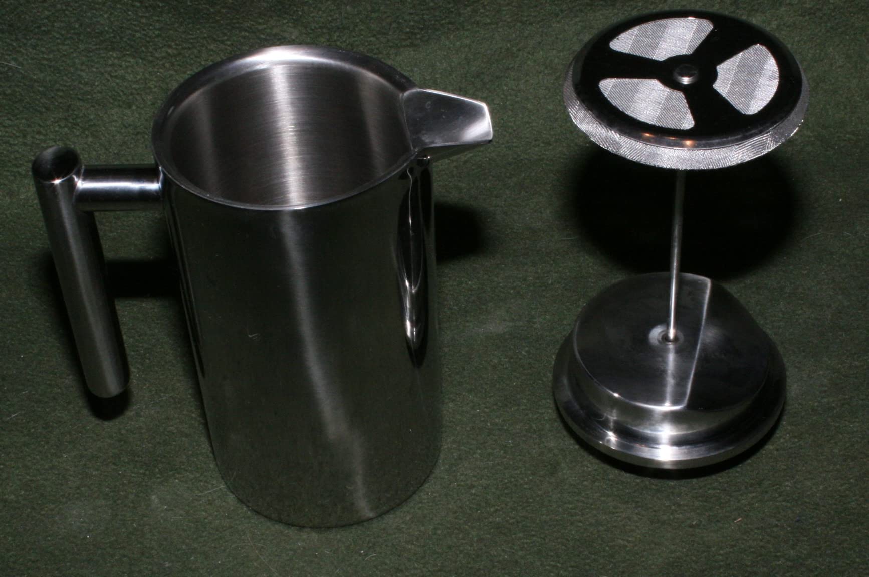 Utopia Kitchen Stainless Steel French Press Coffee Maker 34 Oz (1 Litre) with 2 Extra Filters Customer Review Utopia Kitchen Stainless Steel French Press Coffee Maker 34 Oz (1 Litre) with 2 Extra Filters - Customer Photo 2