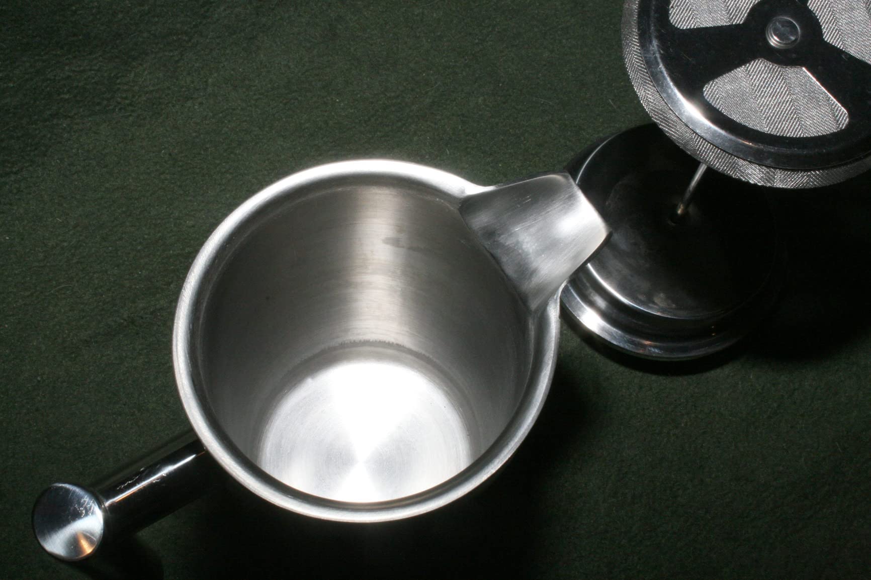 Utopia Kitchen Stainless Steel French Press Coffee Maker 34 Oz (1 Litre) with 2 Extra Filters Customer Review Utopia Kitchen Stainless Steel French Press Coffee Maker 34 Oz (1 Litre) with 2 Extra Filters - Customer Photo 3