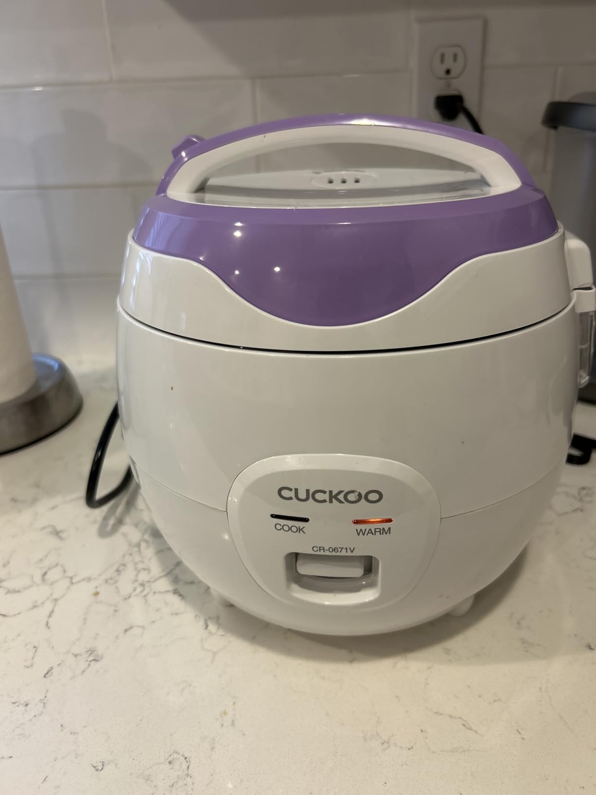 CUCKOO Basic Rice Cooker & Warmer with Nonstick Inner Pot, Rice Cooker 6-Cup Uncooked / 12-Cup Cooked, Easy to Use, Small, Sticky Rice Maker, White / Purple (CR-0671V) Customer Review CUCKOO Basic Rice Cooker & Warmer with Nonstick Inner Pot, Rice Cooker 6-Cup Uncooked / 12-Cup Cooked, Easy to Use, Small, Sticky Rice Maker, White / Purple (CR-0671V) - Customer Photo 1
