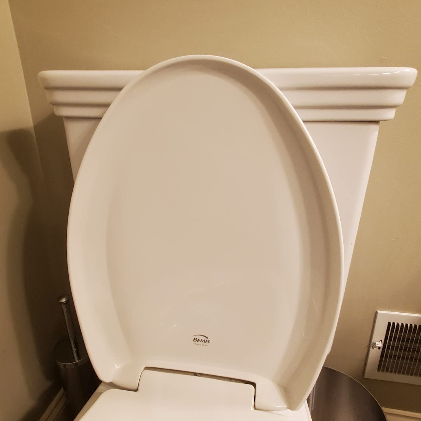 Bemis 7300SLEC Slow Close Toilet Seat, Easy Clean Hinges and Durable Plastic Seat, Made in USA, Elongated, White Customer Review Bemis 7300SLEC Slow Close Toilet Seat, Easy Clean Hinges and Durable Plastic Seat, Made in USA, Elongated, White - Customer Photo 2