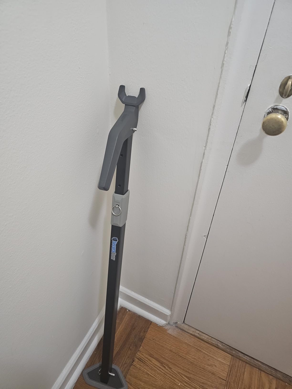 Super Heavy Duty Security Door Lock Bar Fully Adjustable Door Stopper Device for Home Defense for Residential and Commercial Use to Protect Against Forced Entry. Security Door Jammer by Securadoor Customer Review Super Heavy Duty Security Door Lock Bar Fully Adjustable Door Stopper Device for Home Defense for Residential and Commercial Use to Protect Against Forced Entry. Security Door Jammer by Securadoor - Customer Photo 1
