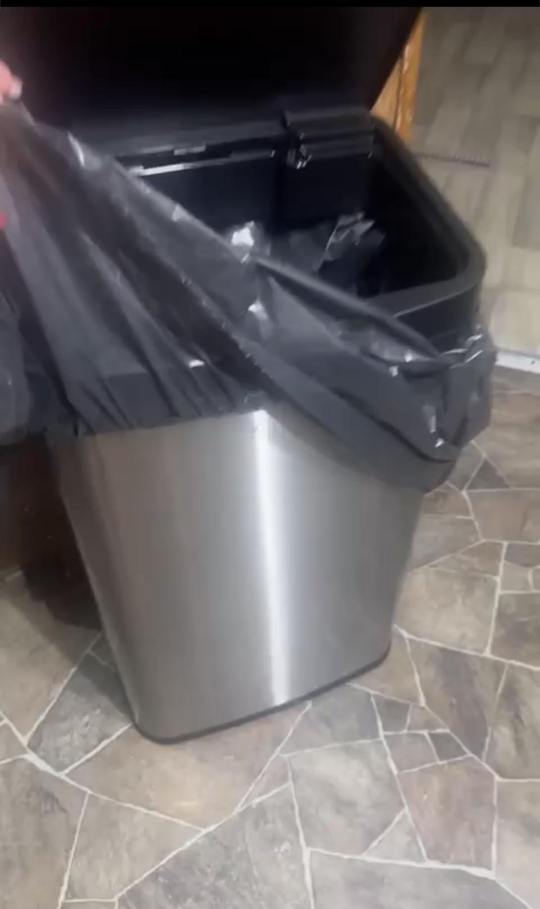 NINESTARS DZT-50-28 Automatic Touchless Motion Sensor Rectangular Trash Can, 13 Gal, Black Trim Customer Review NINESTARS DZT-50-28 Automatic Touchless Motion Sensor Rectangular Trash Can, 13 Gal, Black Trim - Customer Photo 1