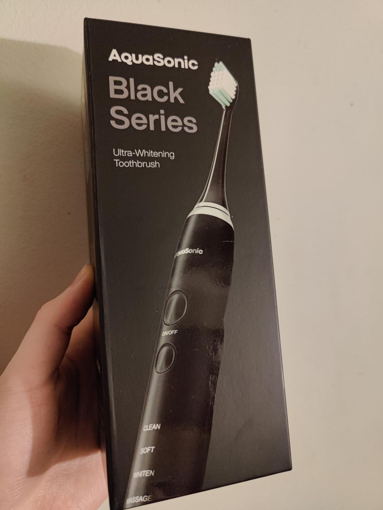 Aquasonic Black Series Ultra Whitening Toothbrush – ADA Accepted Electric Toothbrush- 8 Brush Heads & Travel Case – 40,000 VPM Electric Motor & Wireless Charging - 4 Modes w Smart Timer Customer Review Aquasonic Black Series Ultra Whitening Toothbrush – ADA Accepted Electric Toothbrush- 8 Brush Heads & Travel Case – 40,000 VPM Electric Motor & Wireless Charging - 4 Modes w Smart Timer - Customer Photo 2