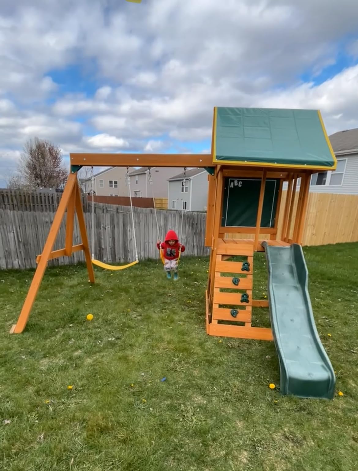 KidKraft Appleton Wooden Swing Set, (Amazon Exclusive) Customer Review KidKraft Appleton Wooden Swing Set, (Amazon Exclusive) - Customer Photo 2