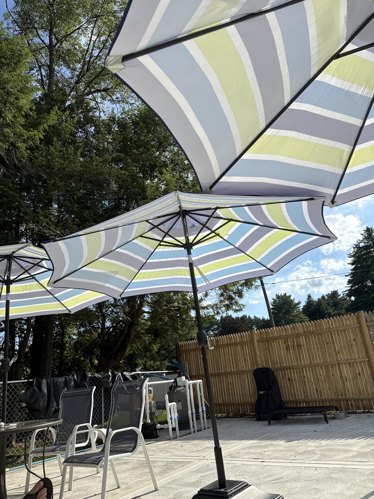 Blissun 9' Outdoor Patio Umbrella, Outdoor Table Umbrella, Yard Umbrella, Market Umbrella with 8 Sturdy Ribs, Push Button Tilt and Crank - Customer Photo 1