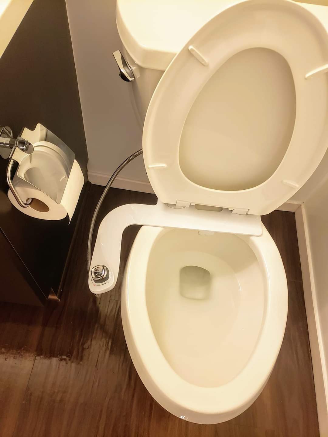 Bio Bidet - Slim Edge Non-Electric Universal Fit Bidet Toilet Attachment Customer Review Bio Bidet - Slim Edge Non-Electric Universal Fit Bidet Toilet Attachment - Customer Photo 1