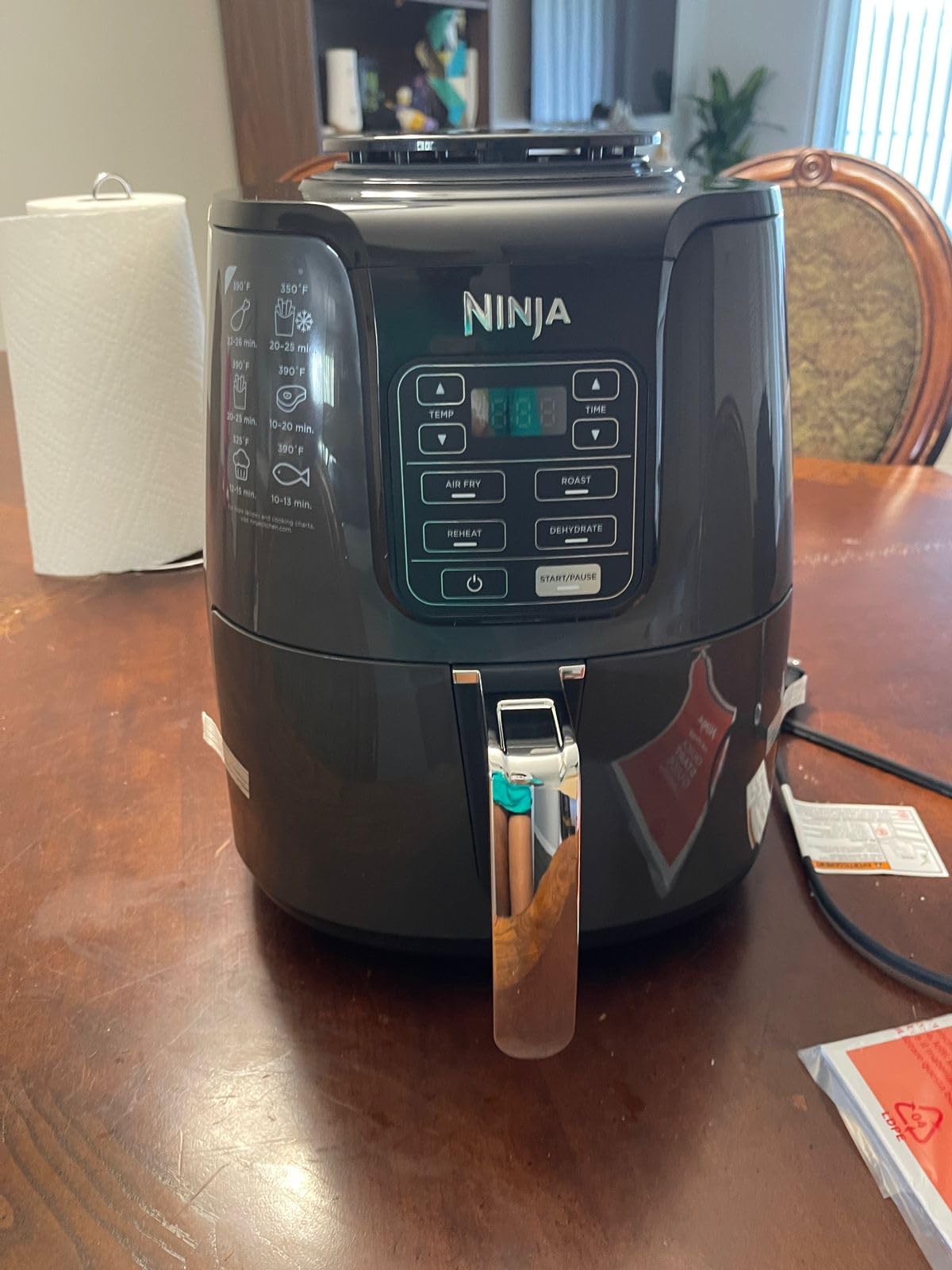 Ninja | Air Fryer | 4 QT Capacity | 4-in1 Roast, Crisp, Roast, Reheats, & Dehydrates | Dishwasher Safe Parts | Includes 20 Easy & Healthy Recipes | Compact | Grey | AF101 Customer Review Ninja | Air Fryer | 4 QT Capacity | 4-in1 Roast, Crisp, Roast, Reheats, & Dehydrates | Dishwasher Safe Parts | Includes 20 Easy & Healthy Recipes | Compact | Grey | AF101 - Customer Photo 2