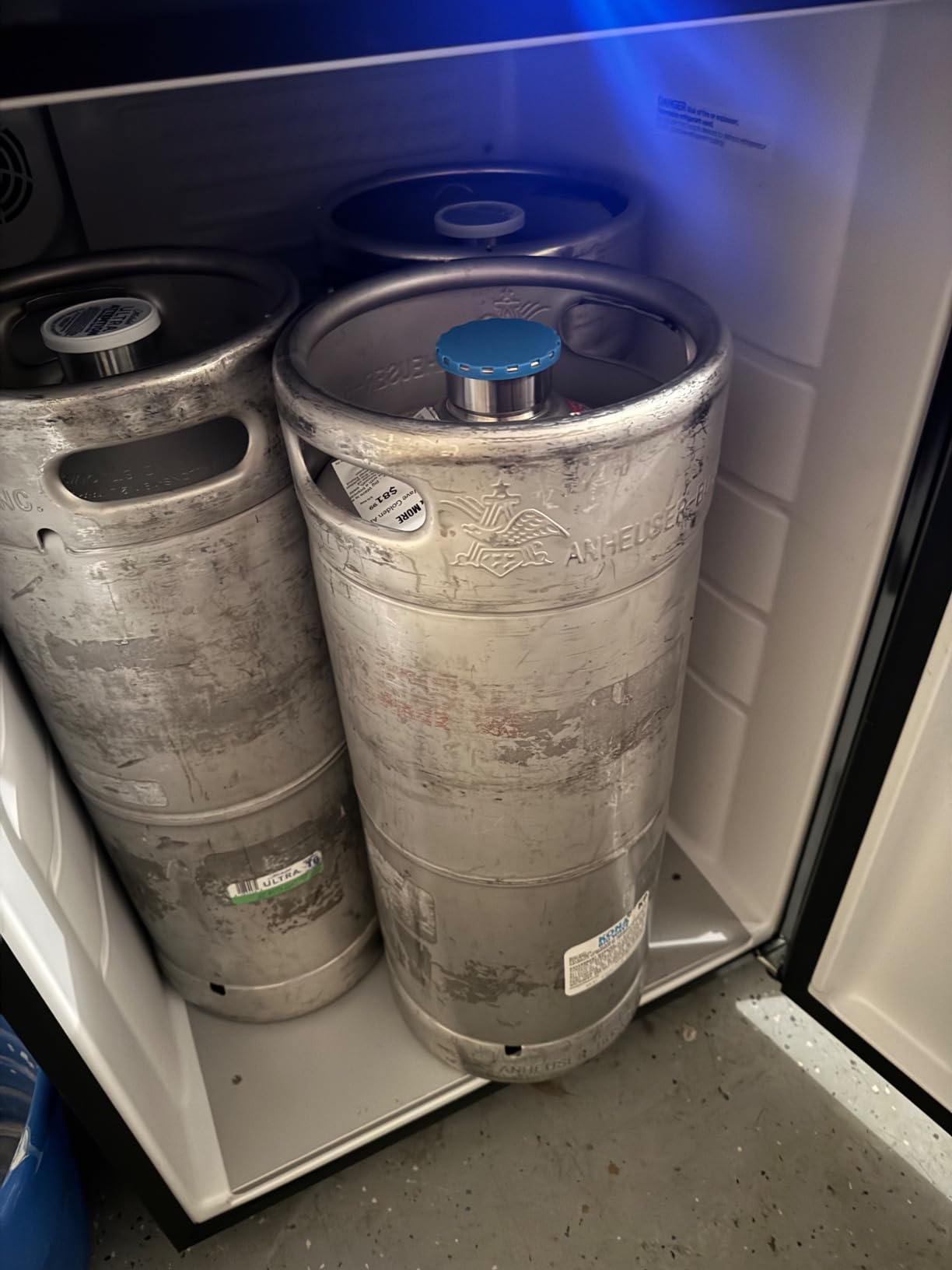 EdgeStar BR3002 24 Inch Wide Kegerator Conversion Refrigerator for Full Size Kegs with Deep Chill Mode - Black Customer Review EdgeStar BR3002 24 Inch Wide Kegerator Conversion Refrigerator for Full Size Kegs with Deep Chill Mode - Black - Customer Photo 1