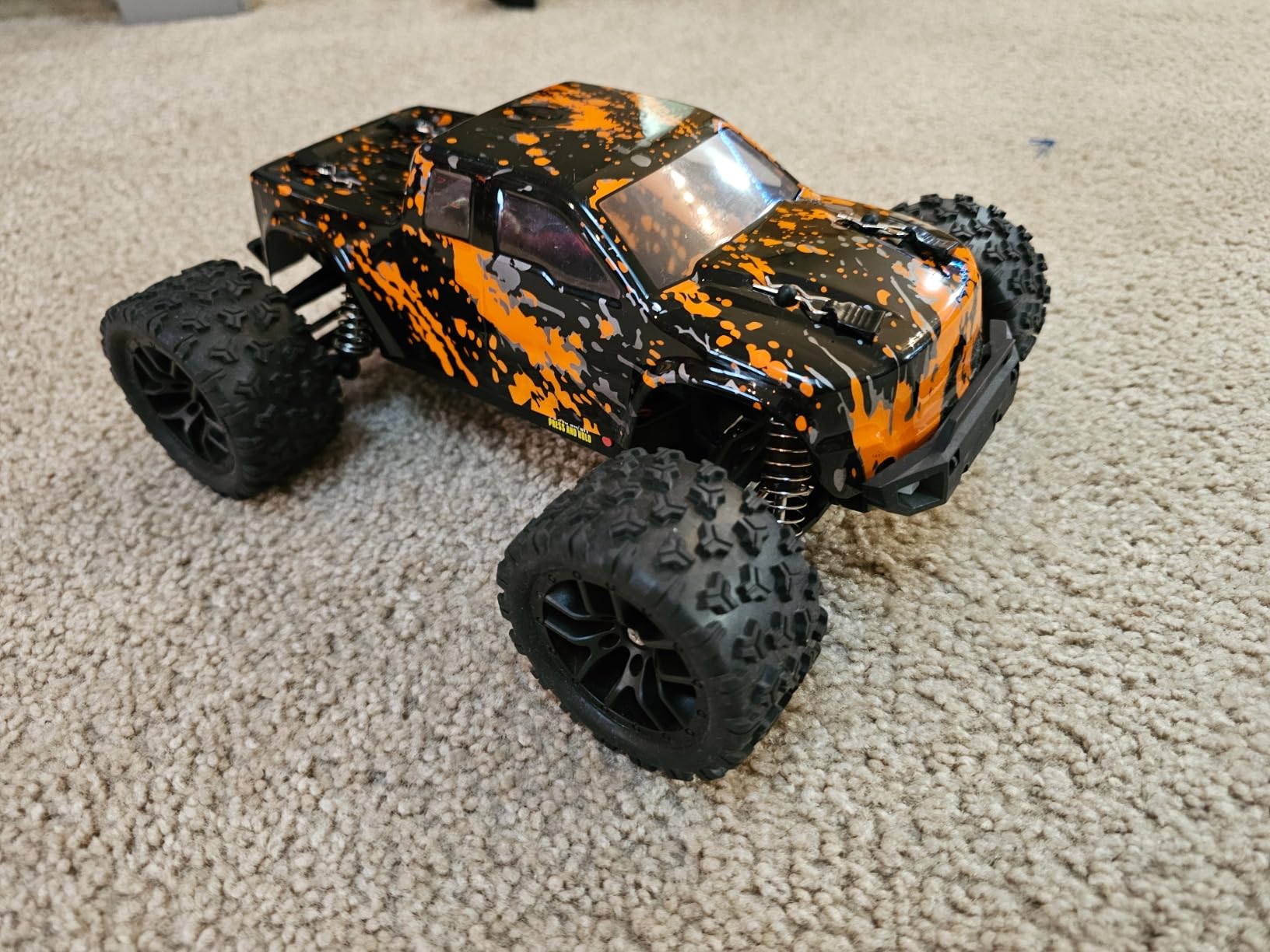 HAIBOXING RC Cars 1/18 Scale 4WD Off-Road Monster Trucks with 36+KM/H High Speed, 2.4 GHz Remote-Controlled Electric All Terrain Waterproof Vehicles with Rechargeable Battery for Kids and Adults RTR Customer Review HAIBOXING RC Cars 1/18 Scale 4WD Off-Road Monster Trucks with 36+KM/H High Speed, 2.4 GHz Remote-Controlled Electric All Terrain Waterproof Vehicles with Rechargeable Battery for Kids and Adults RTR - Customer Photo 1
