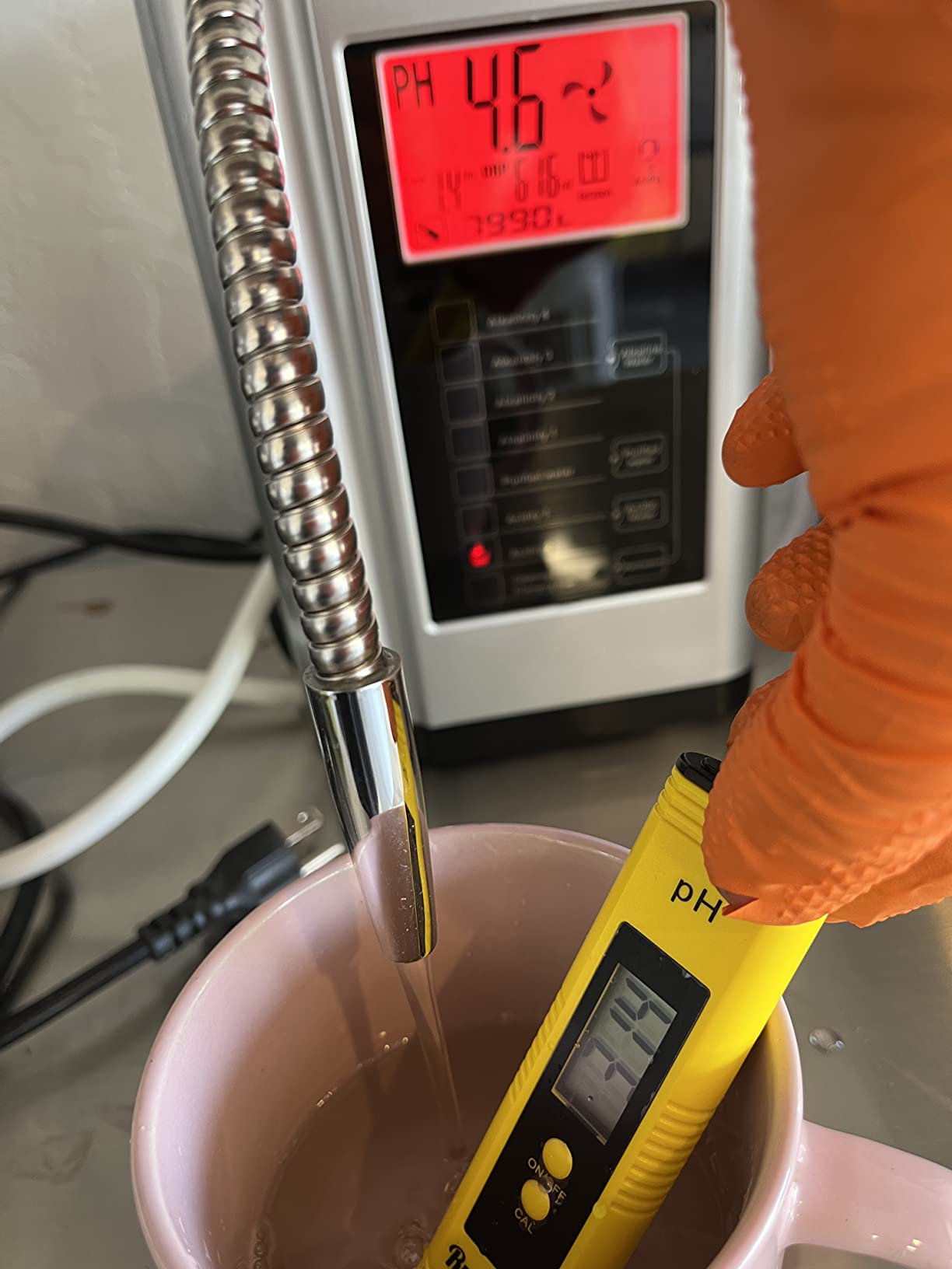 Alkaline Water Ionizer Machine 729, Built-in a Filter, Produces pH 4-10.5 Water, 7 Water Settings, Up to -570mV ORP, 8000L Per Filter, Silver Customer Review Alkaline Water Ionizer Machine 729, Built-in a Filter, Produces pH 4-10.5 Water, 7 Water Settings, Up to -570mV ORP, 8000L Per Filter, Silver - Customer Photo 1