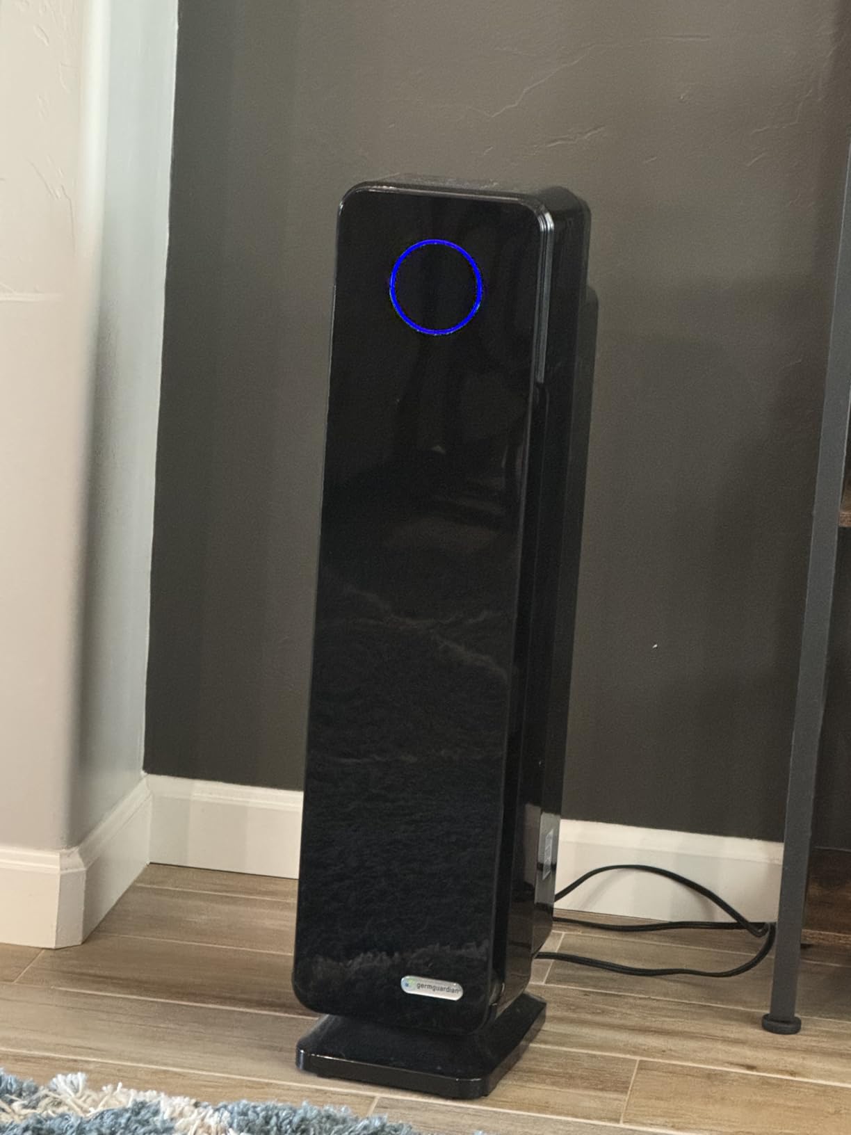 GermGuardian Air Purifier for Homes with Pets, H13 Pet HEPA Filter, Removes Pet Dander, Dust, Allergens, Smoke, Pollen, Odors, Mold, UV-C Light Helps Reduce Germs, 22 Inch, White, AC4300WPT Customer Review GermGuardian Air Purifier for Homes with Pets, H13 Pet HEPA Filter, Removes Pet Dander, Dust, Allergens, Smoke, Pollen, Odors, Mold, UV-C Light Helps Reduce Germs, 22 Inch, White, AC4300WPT - Customer Photo 1