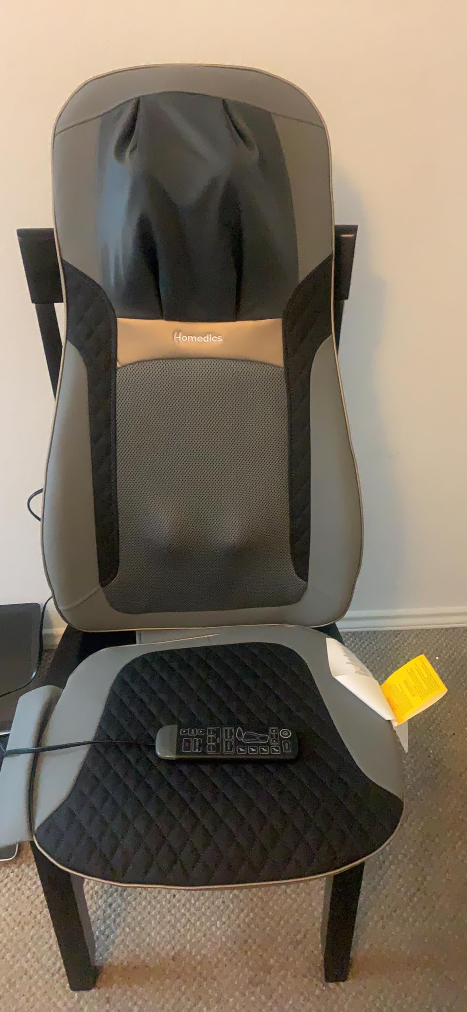 Homedics Back Massager with Heat, Shiatsu Elite II Heated Neck and Back Massage Cushion. 3 Different Massage Styles and 3 Massage Zones. Comes with Controller and Chair Straps Customer Review Homedics Back Massager with Heat, Shiatsu Elite II Heated Neck and Back Massage Cushion. 3 Different Massage Styles and 3 Massage Zones. Comes with Controller and Chair Straps - Customer Photo 1