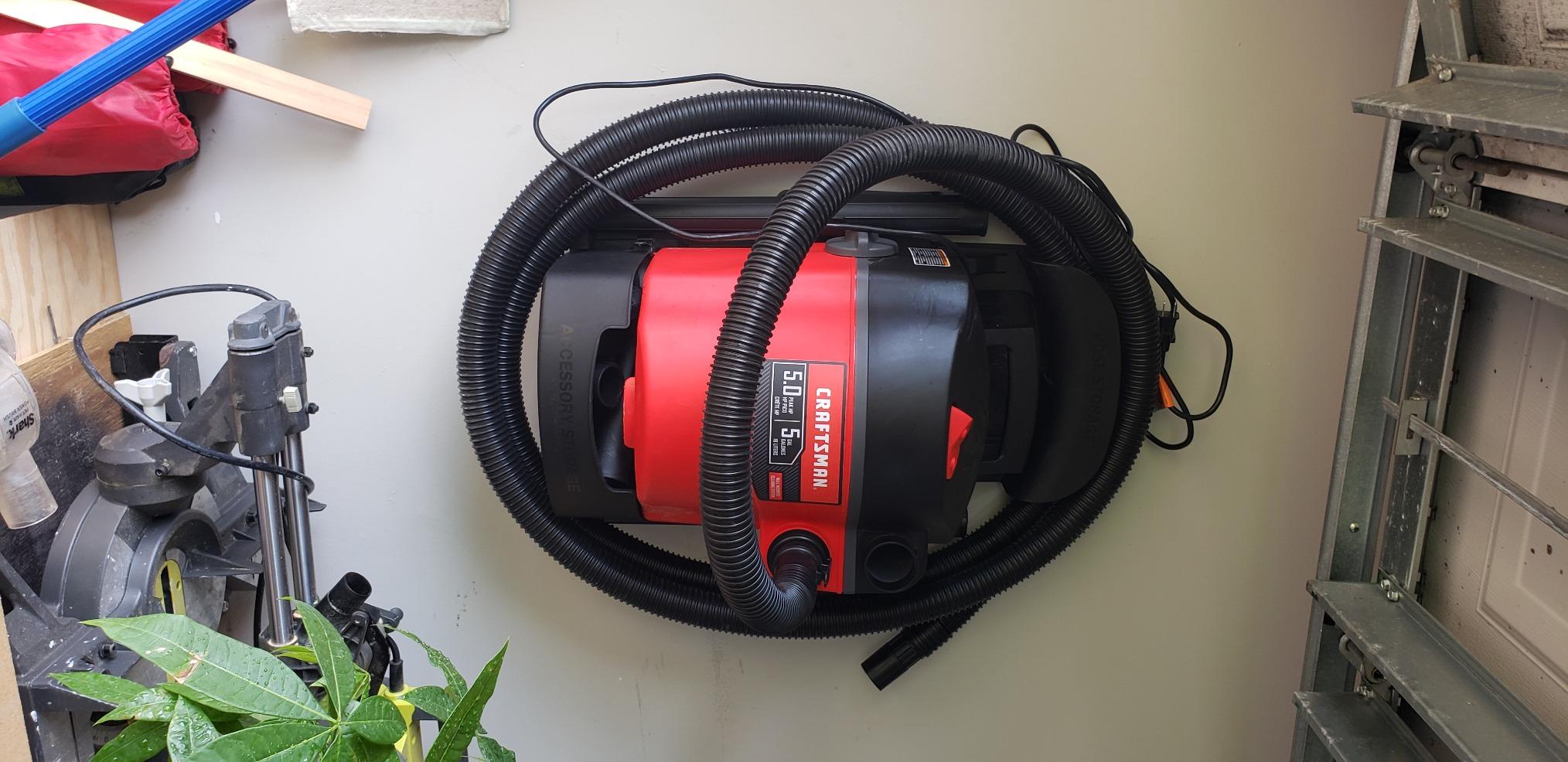 CRAFTSMAN CMXEVBE17925 5 Gallon 5.0 Peak HP Wet Dry Vac, Portable and Wall-Mountable Shop Vacuum with Filter, 2 Hoses and Attachments for Garage and Automotive Cleaning Customer Review CRAFTSMAN CMXEVBE17925 5 Gallon 5.0 Peak HP Wet Dry Vac, Portable and Wall-Mountable Shop Vacuum with Filter, 2 Hoses and Attachments for Garage and Automotive Cleaning - Customer Photo 1